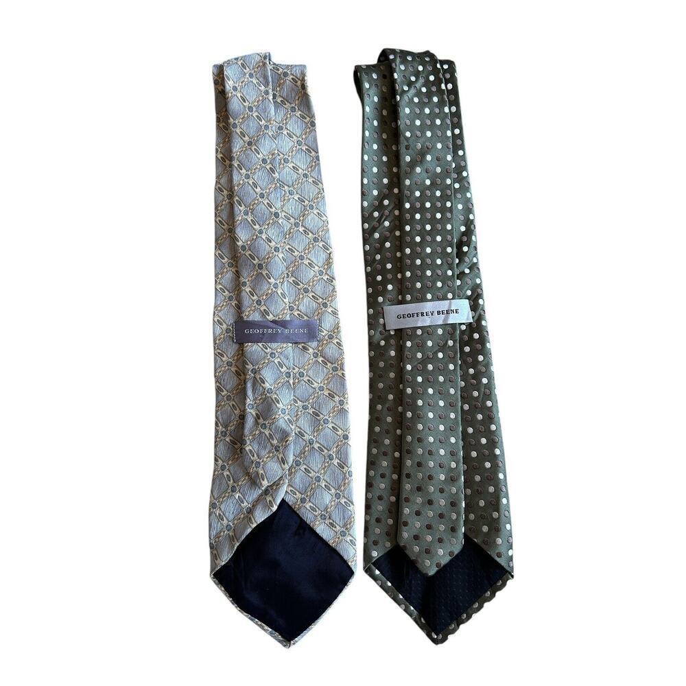Geoffrey Beene Neckties 2 Hand Made 100% Silk Men’s Neck Tie Made In China